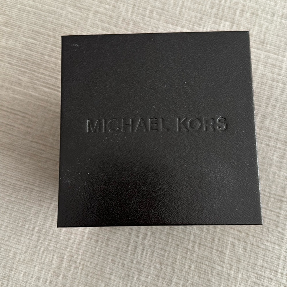 Michael Kors Slim Runway Gold and Pink Watch - 42mm - Used - Picture 14 of 15